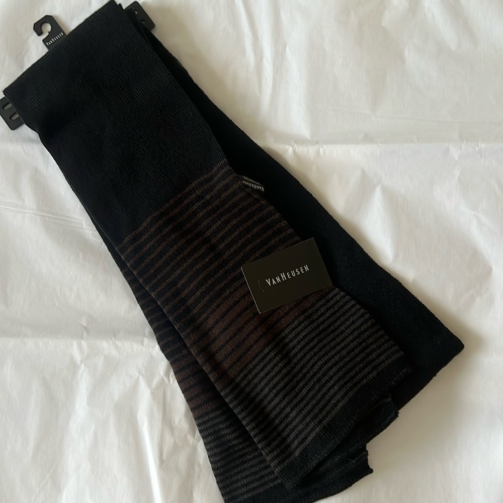 Van Heusen nwt scarf